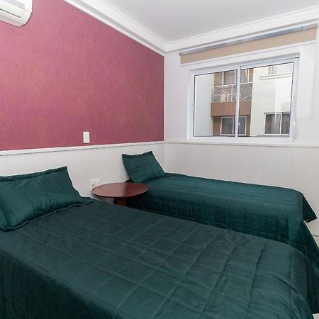 Cardeal 206B - Aconchegante Apartamento Na Praia De Bombas - 2 Dormitorios 5 Pessoas - Bombinhas Buitenkant foto